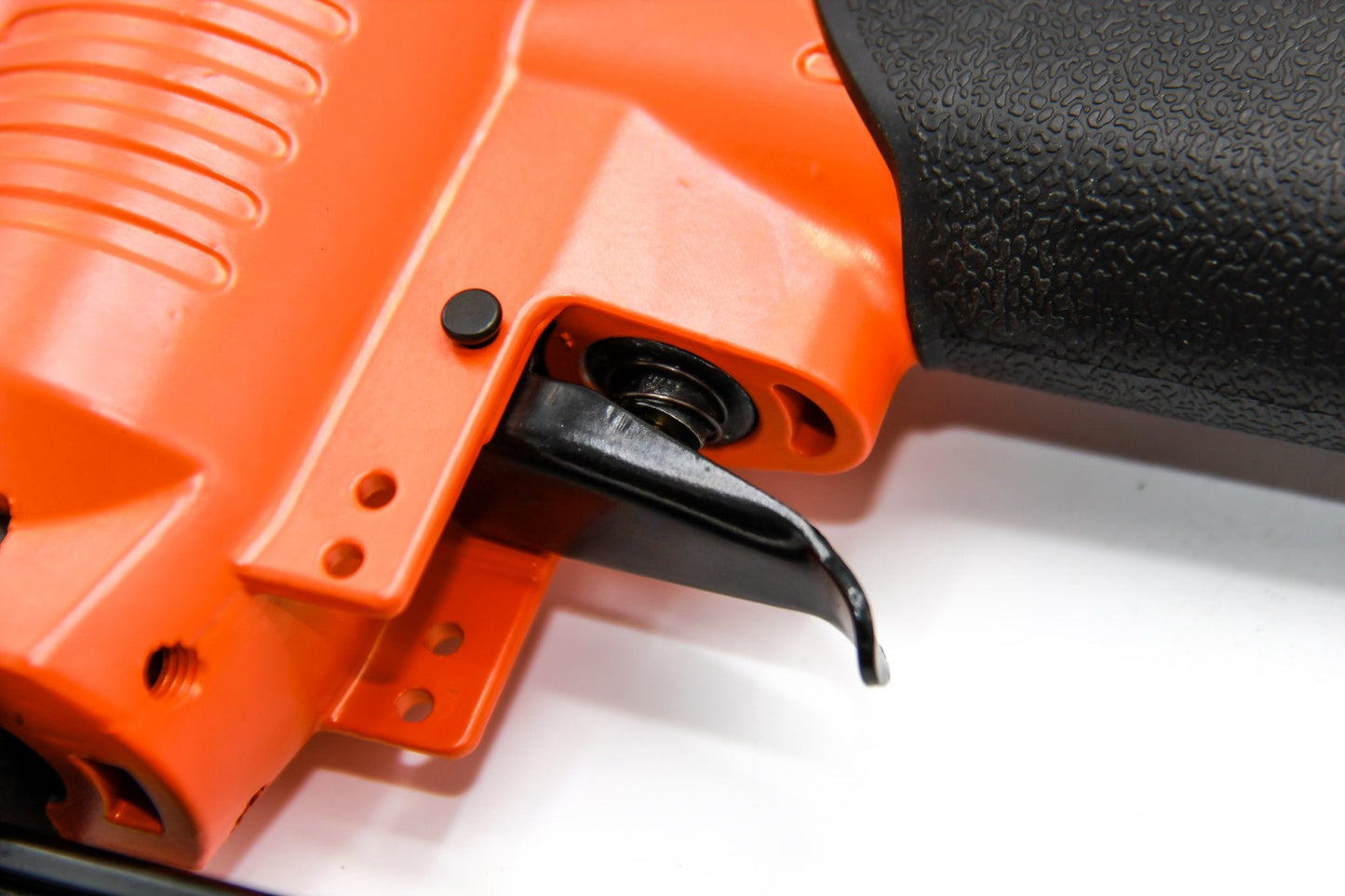 ម៉ូទ័របាញ់ដែកគោល Nikatech Nail Gun 32mm NCA32F