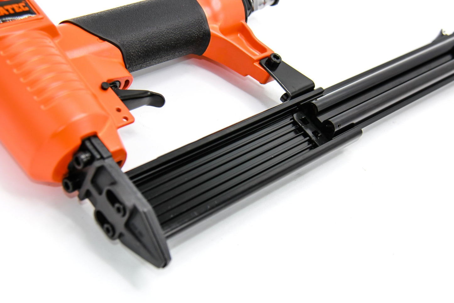 ម៉ូទ័របាញ់ដែកគោល Nikatech Nail Gun 32mm NCA32F