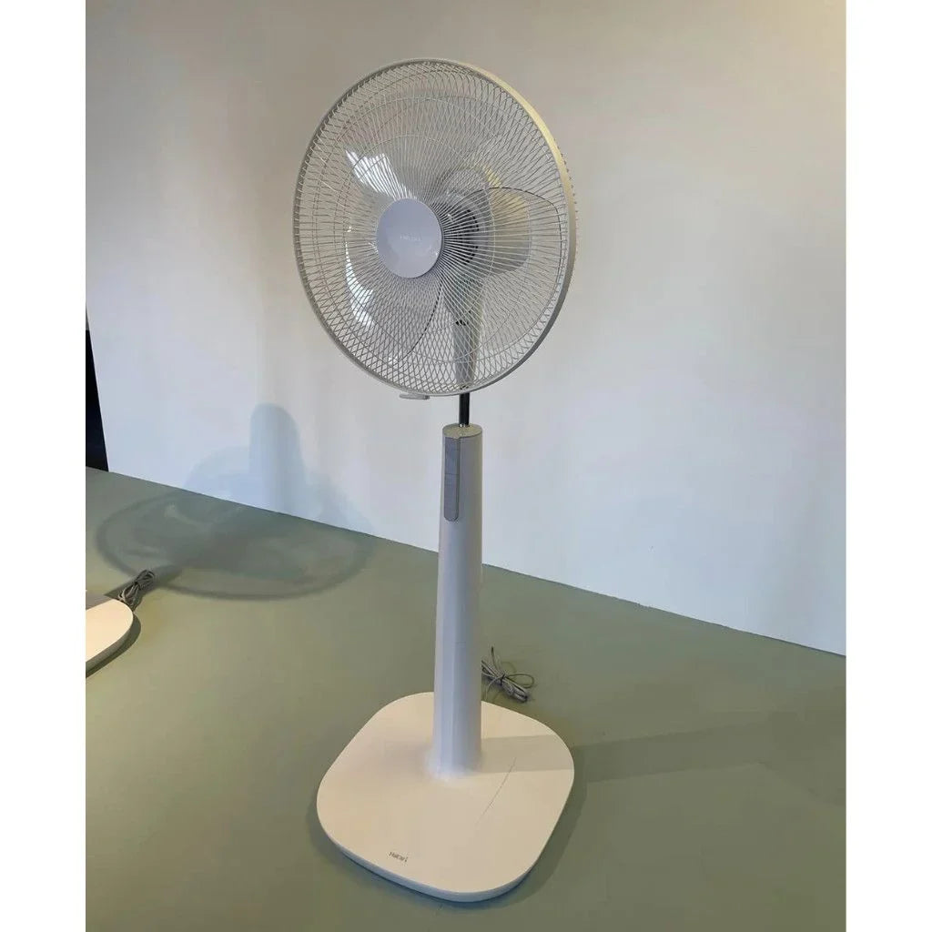 កង្ហារបញ្ឈរដកក Hatari Stand Fan 16" P16M1