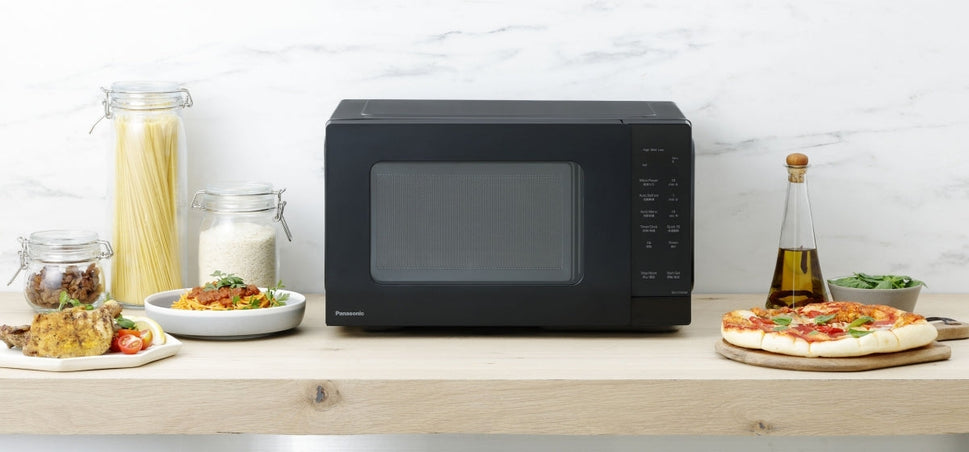 ម៉ាស៊ីនកម្ដៅ Panasonic Microwave Oven 25L 900W NN-ST34NBYTE