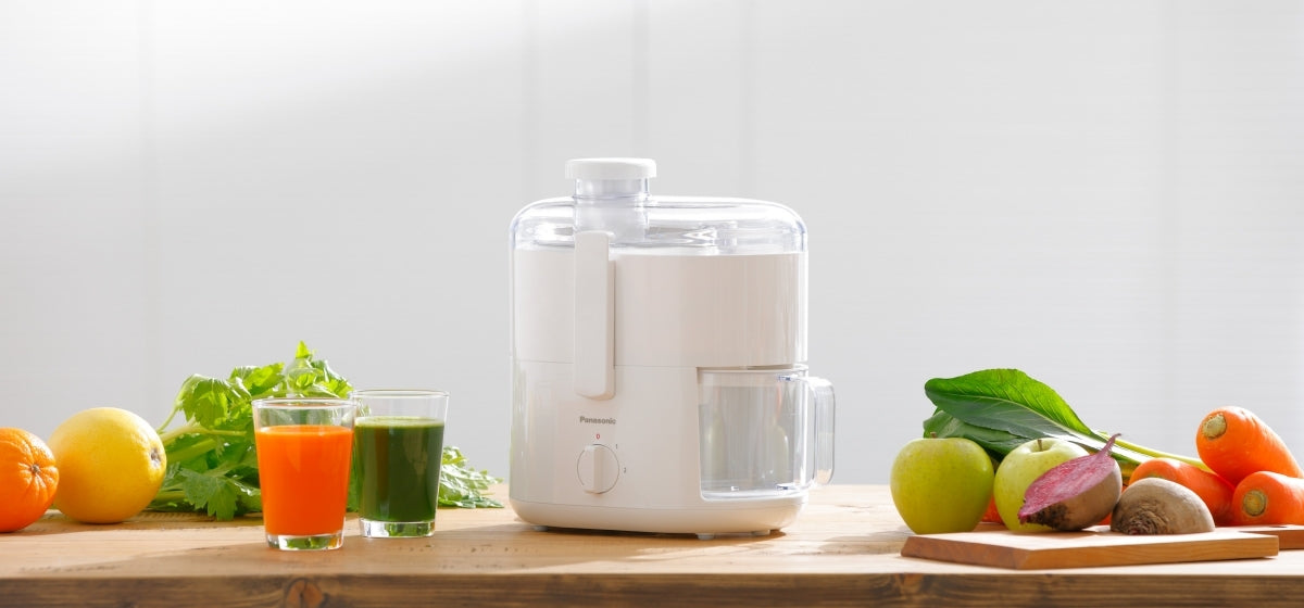 ម៉ាស៊ីនកៀបទឹកផ្លែឈើ Panasonic Juicer 400W MJ-CS100WSP