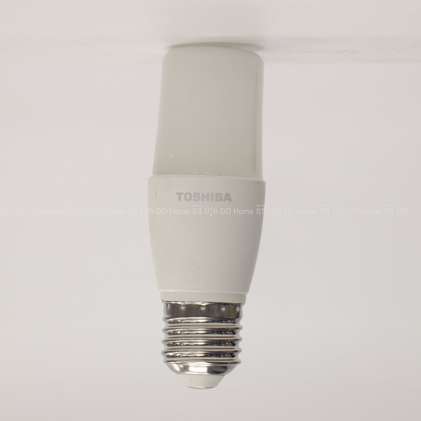អំពូលស្ទីក TOSHIBA LED T Stick 8W ពណ៌ថ្ងៃ