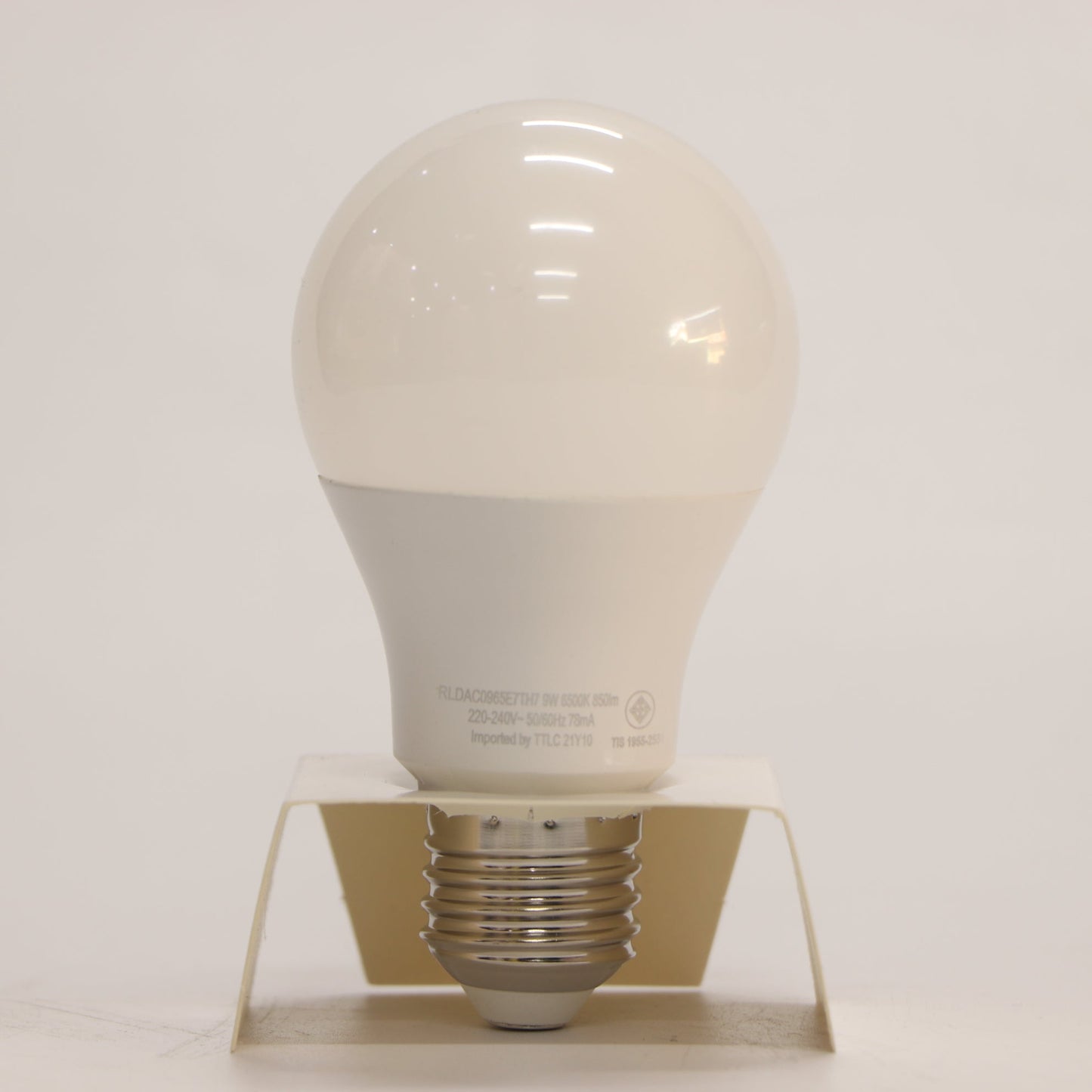អំពូលបាល់ LED TOSHIBA 9W ពណ៌ស