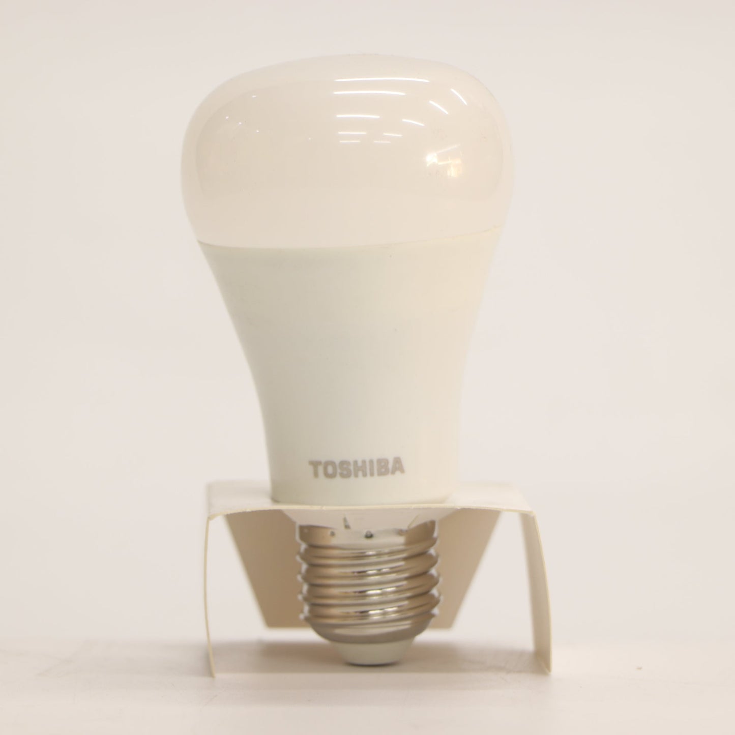 អំពូលបាល់ TOSHIBA LED Light Bulb 13W ពណ៌ថ្ងៃ