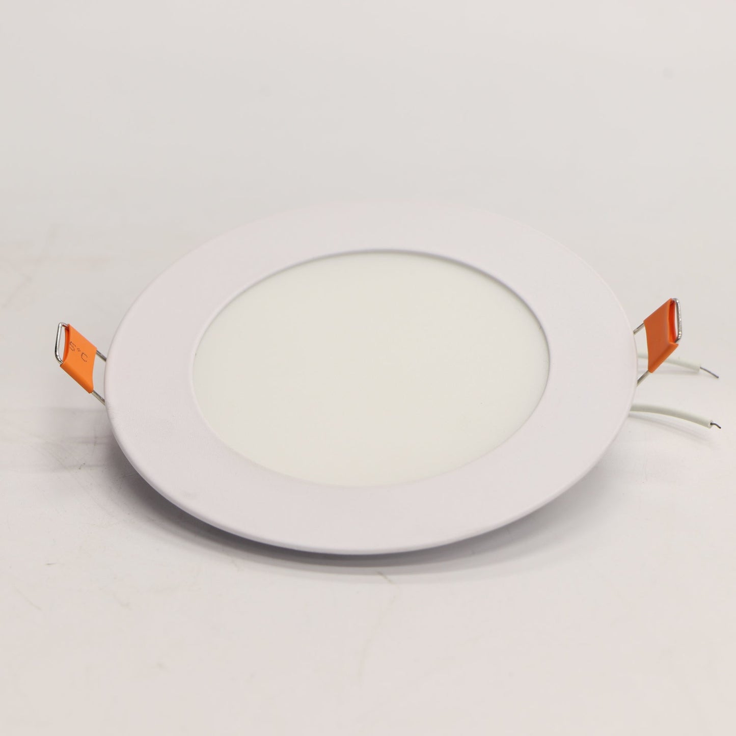 បង្កប់ពិដានមូល ABC LED Light Bulb 6W ពណ៌ស