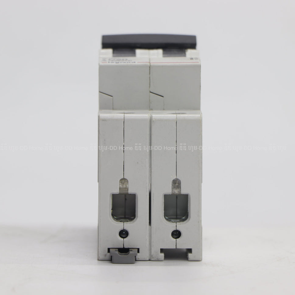 ឌីសង់ទ័រ Legrand Circuit Breaker 2Pole 20A