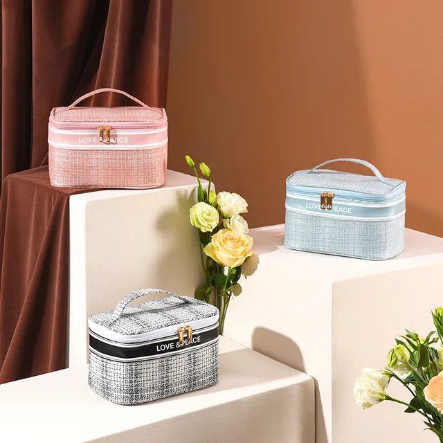 កាបូបដាក់គ្រឿង Makeup Bag RH243
