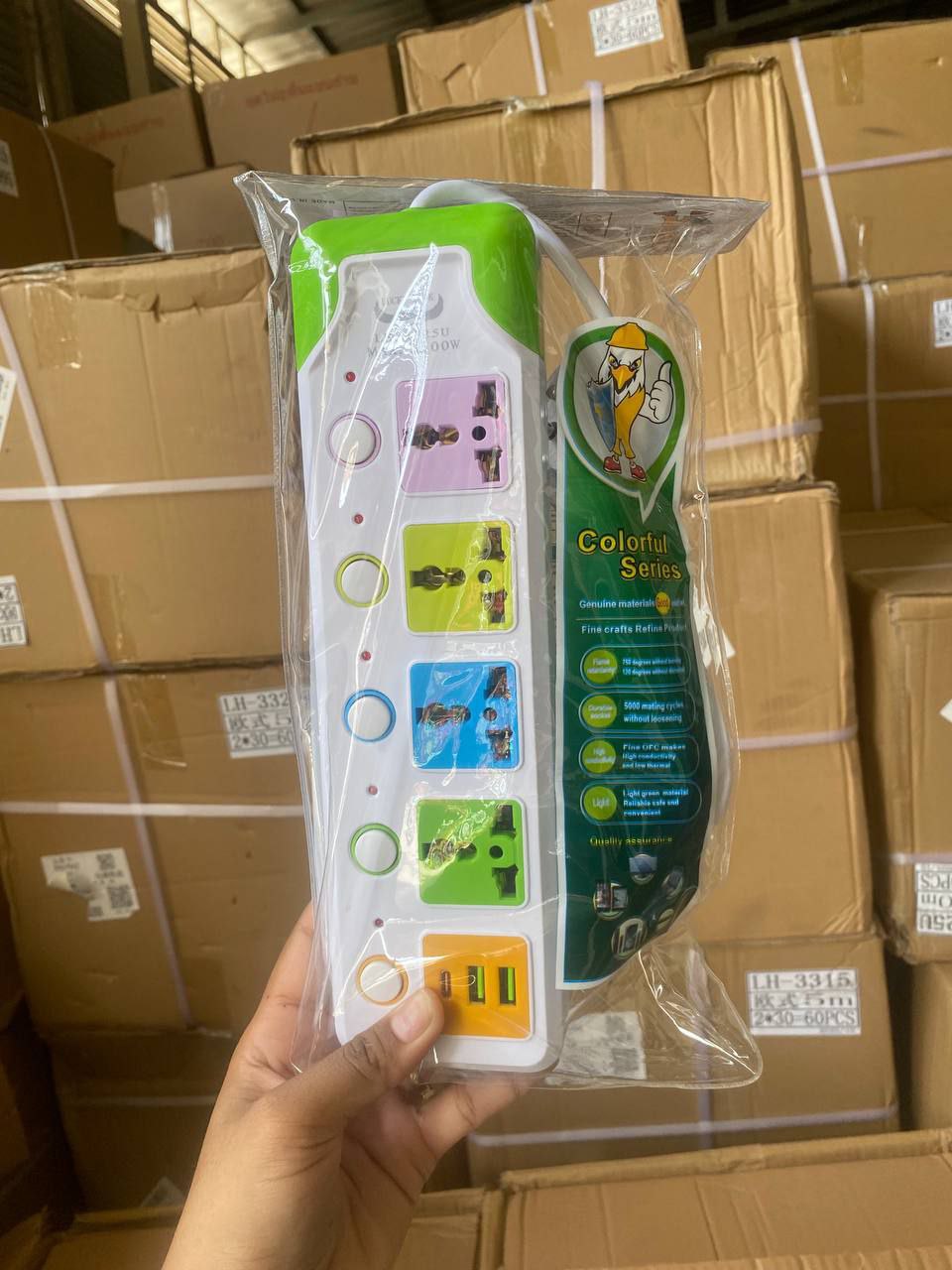 ព្រីភ្លើងរន្ធ4,USB2,typec1 Extension Cords 2m LH3325/2