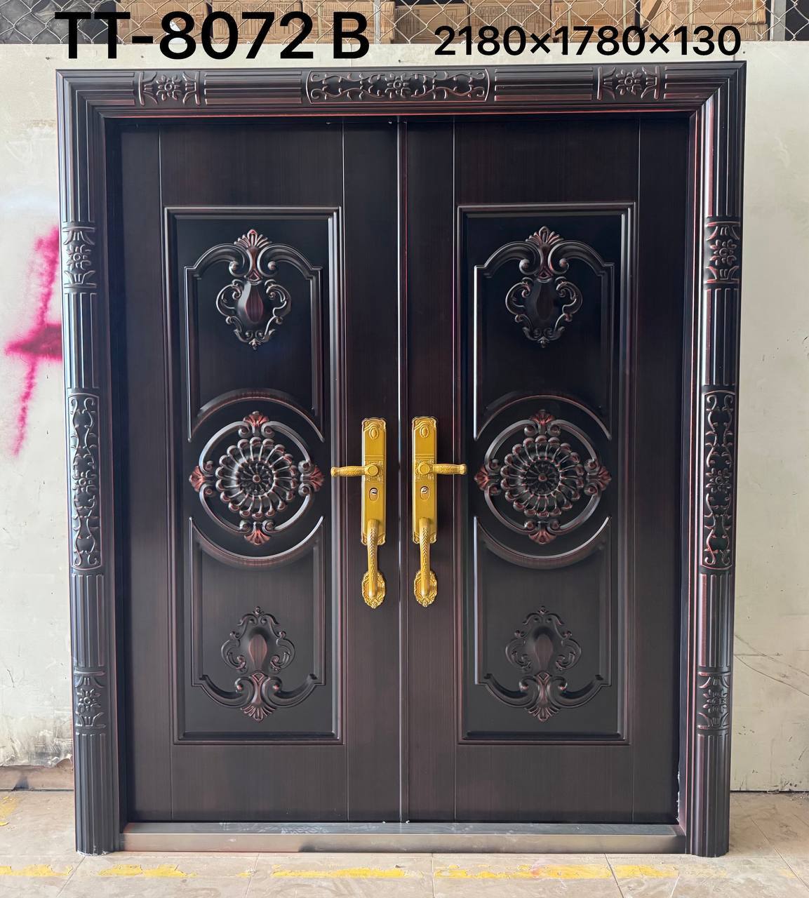 ទ្វាភ្លោះសុវតិ្តភាព ឥដ្ឋ13 1780x2180cm TT-8072B